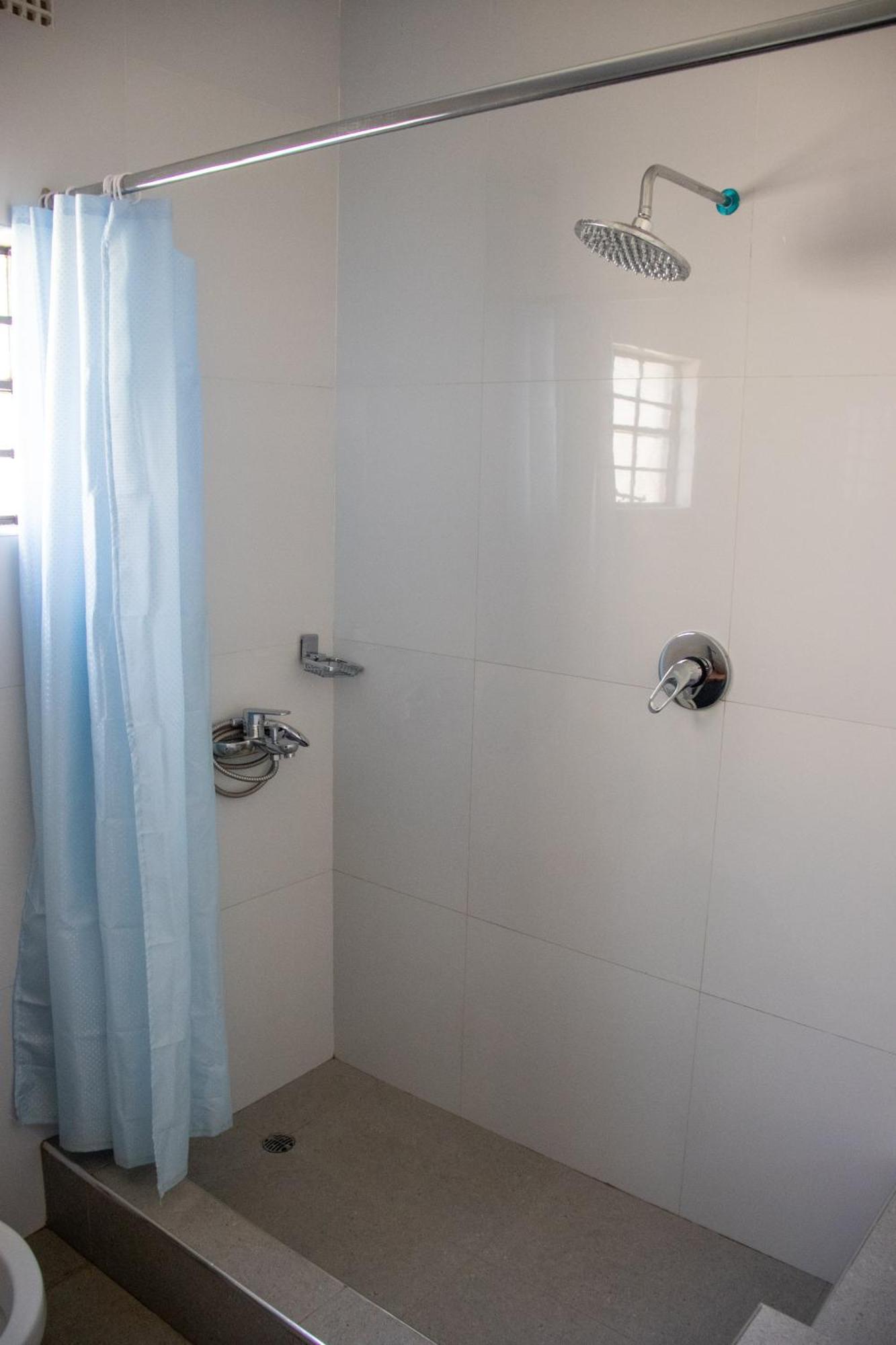 Lowin Suites-One-Bed Apartments Лусака Екстериор снимка